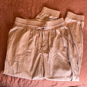 A New Day NWOT Salmon High Rise Ankle Jogger Pants, M